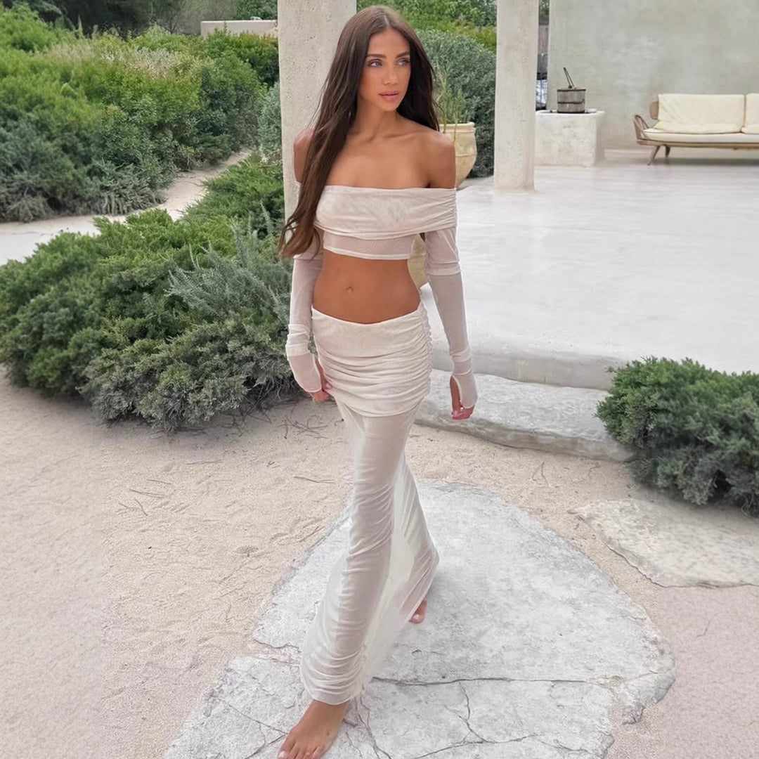 Dam Off-Shoulder Maxi-klänning med rynkat överdel och elegant kjol Mirla-Eva Jonsson