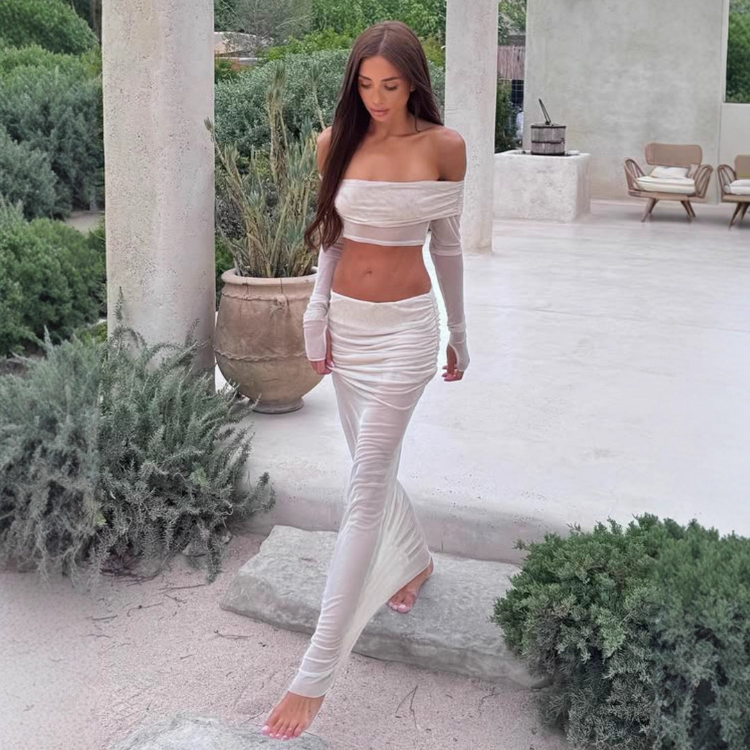 Dam Off-Shoulder Maxi-klänning med rynkat överdel och elegant kjol Mirla-Eva Jonsson