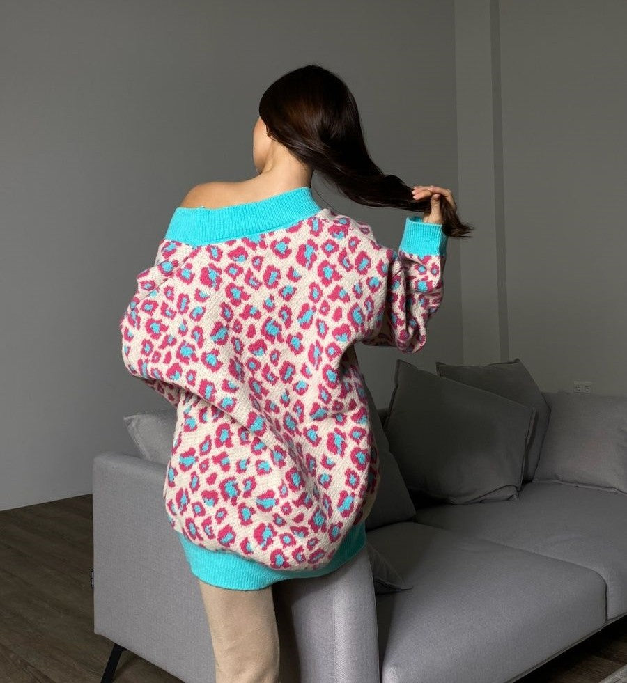Dam Off-Shoulder Stickad tröja i trendigt leopardmönster Mirla-Eva Jonsson