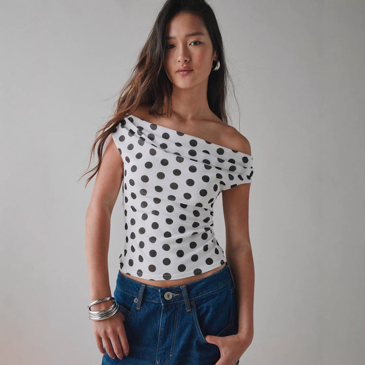 Dam Off-Shoulder Topp med figursmickrande snitt Mirla-Eva Jonsson