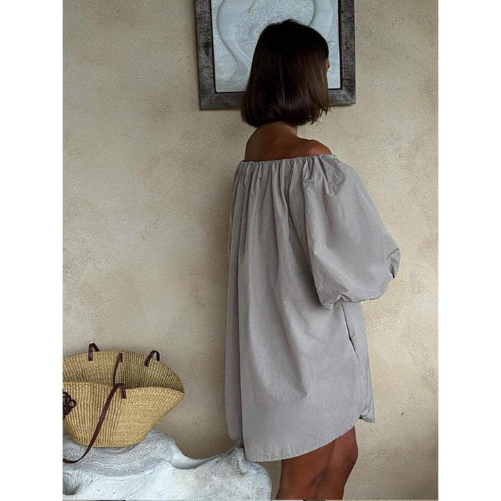 Dam Off-Shoulder sommarklänning med voluminösa ärmar och flödande snitt Mirla-Eva Jonsson