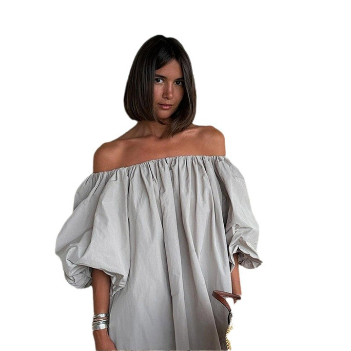 Dam Off-Shoulder sommarklänning med voluminösa ärmar och flödande snitt Mirla-Eva Jonsson