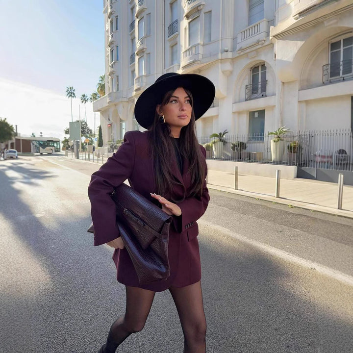 Dam Oversized Blazer av högkvalitativt tyg med moderna fickor Mirla-Eva Jonsson