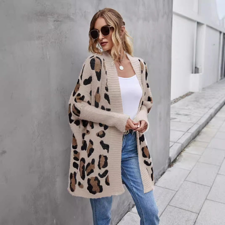 Dam Oversized Cardigan med leopardmönster Mirla-Eva Jonsson