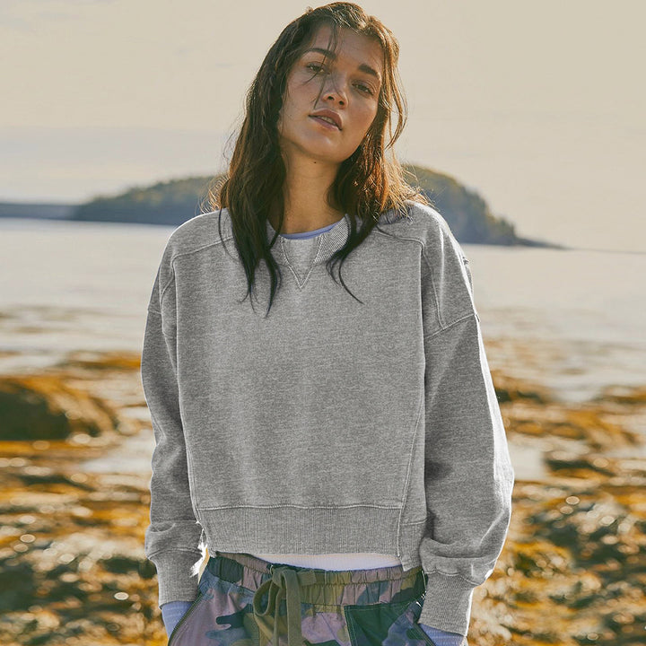 Dam Oversized Sweatshirt med rundad fåll Mirla-Eva Jonsson