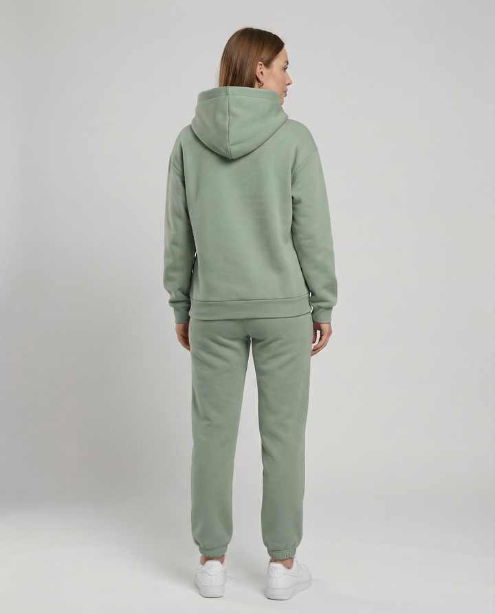 Dam Polyester Träningsoverall med Sportig Design & Avslappnad Passform | Mirla-Eva Jonsson