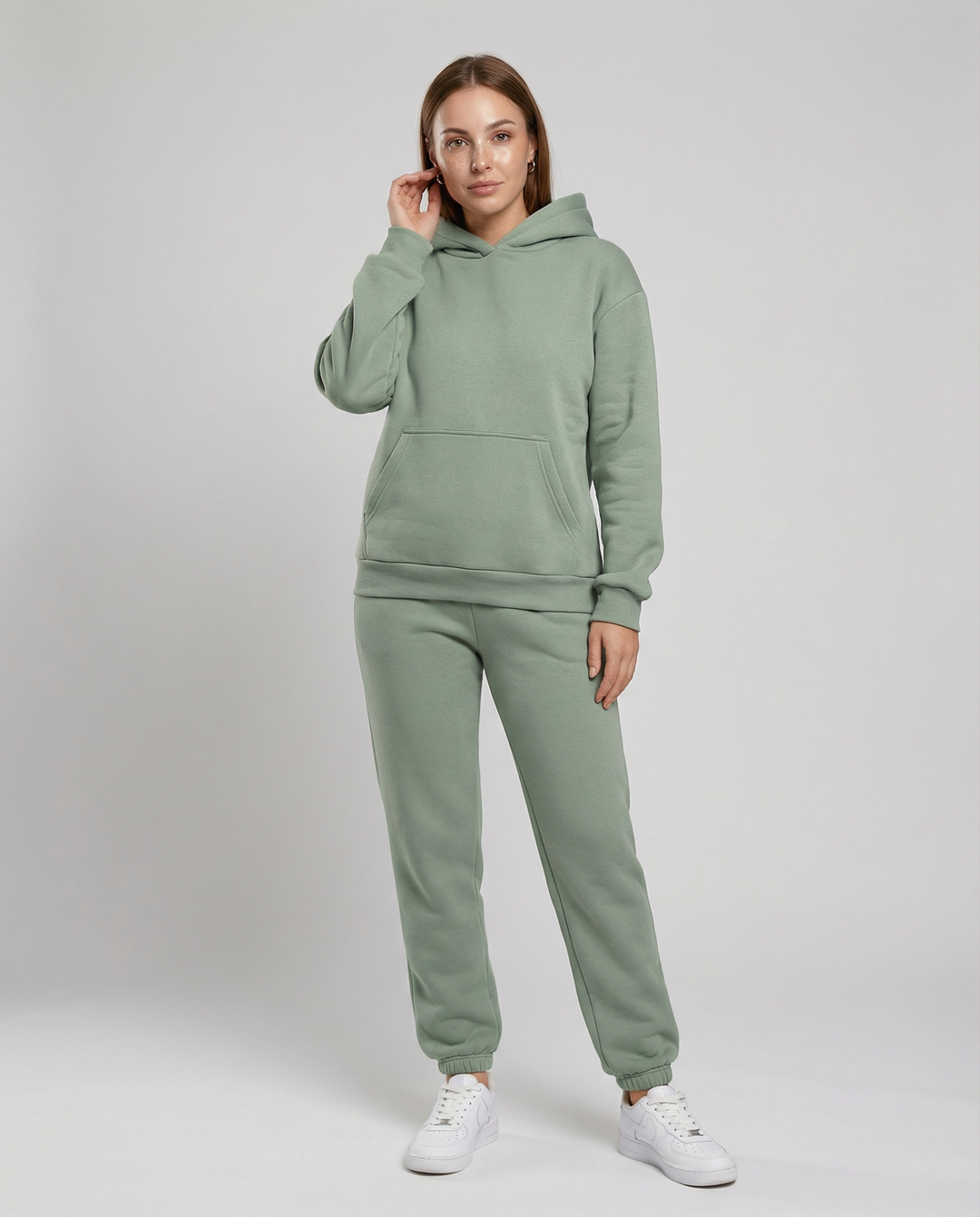 Dam Polyester Träningsoverall med Sportig Design & Avslappnad Passform | Mirla-Eva Jonsson