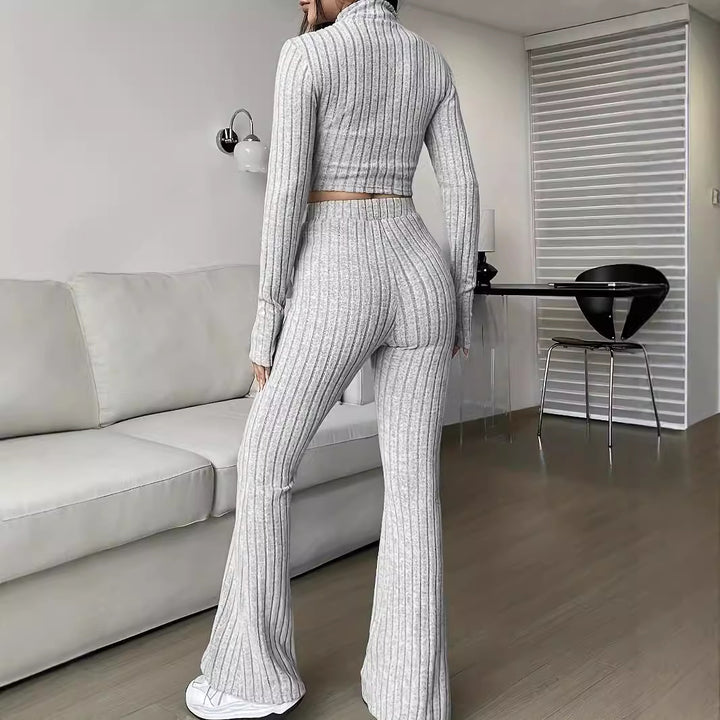 Dam Ripp-stickat set i avslappnad stil Mirla-Eva Jonsson