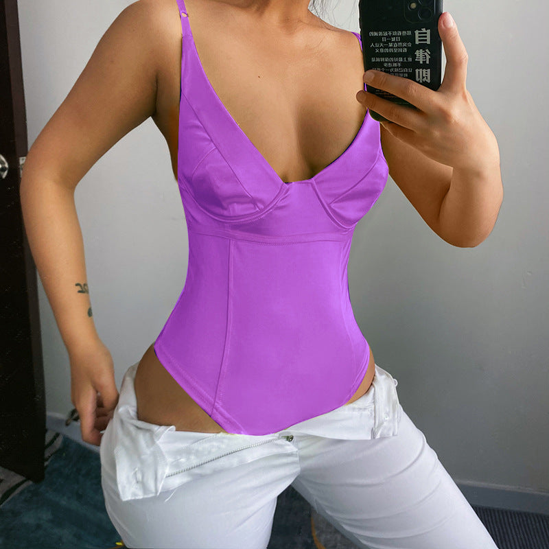 Dam Satin Bustier Top med djupt V-ringad neck och elegant passform Mirla-Eva Jonsson