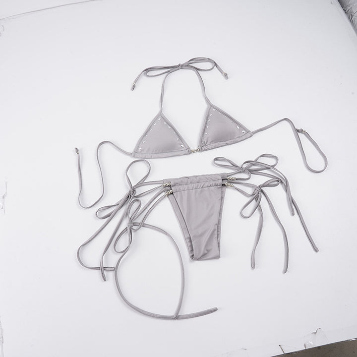 Dam Shorts-set med justerbara axelband och eleganta smyckedetaljer Mirla-Eva Jonsson