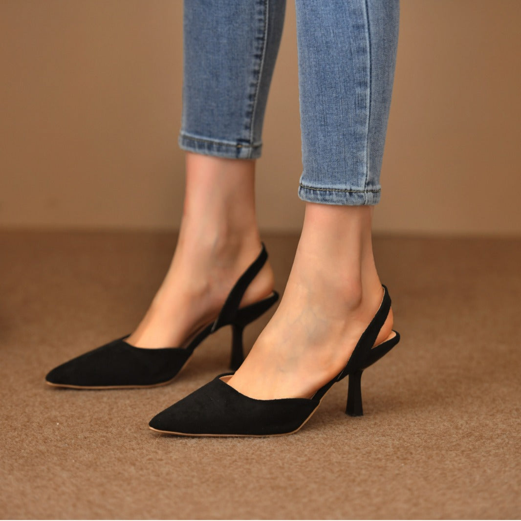 Dam Slingback-pumps i mjuk mocka med elegant spetsdesign och halkfri sula Mirla-Eva Jonsson