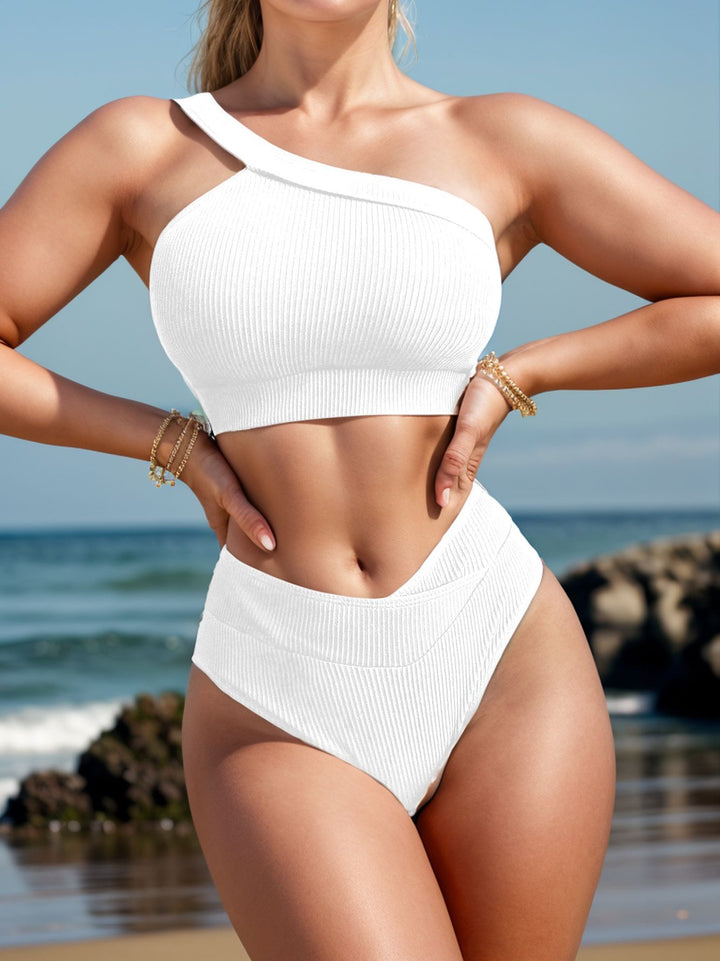 Dam Sport-Bikini med asymmetrisk överdel och hög midja Mirla-Eva Jonsson