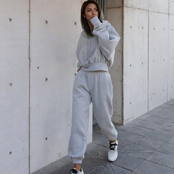 Dam Sport Crop Hoodie och Joggingbyxor Set Mirla-Eva Jonsson