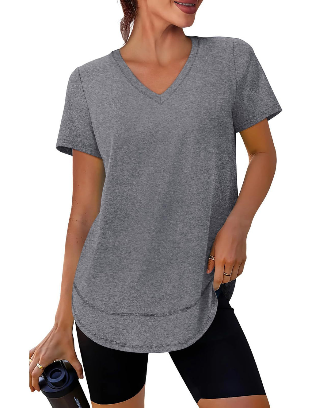 Dam Sportig V-hals T-shirt med avslappnad passform Mirla-Eva Jonsson
