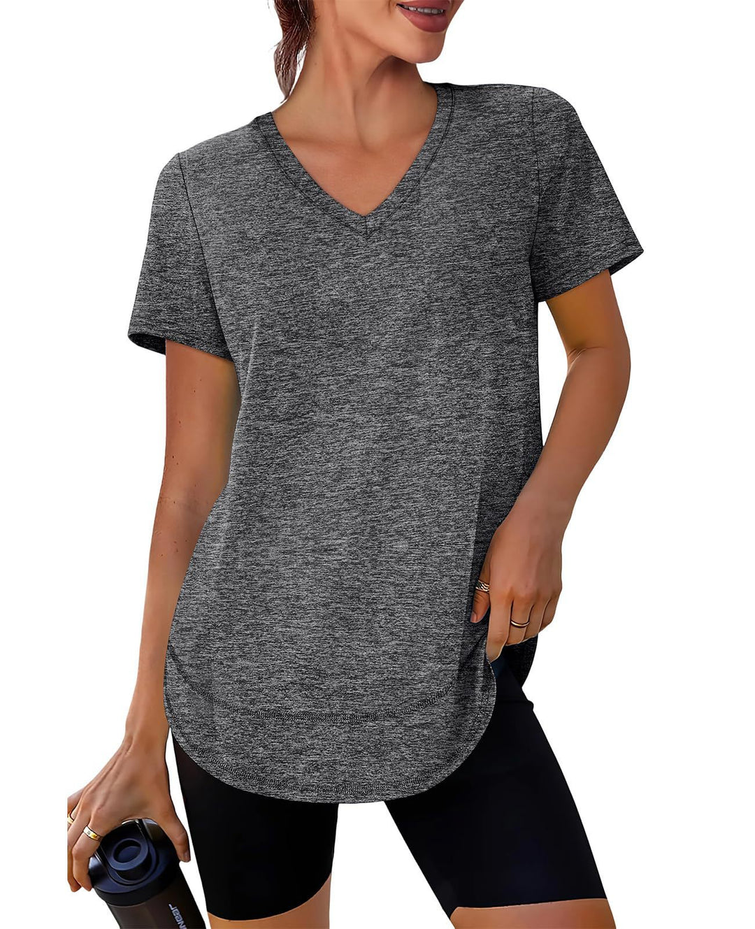 Dam Sportig V-hals T-shirt med avslappnad passform Mirla-Eva Jonsson