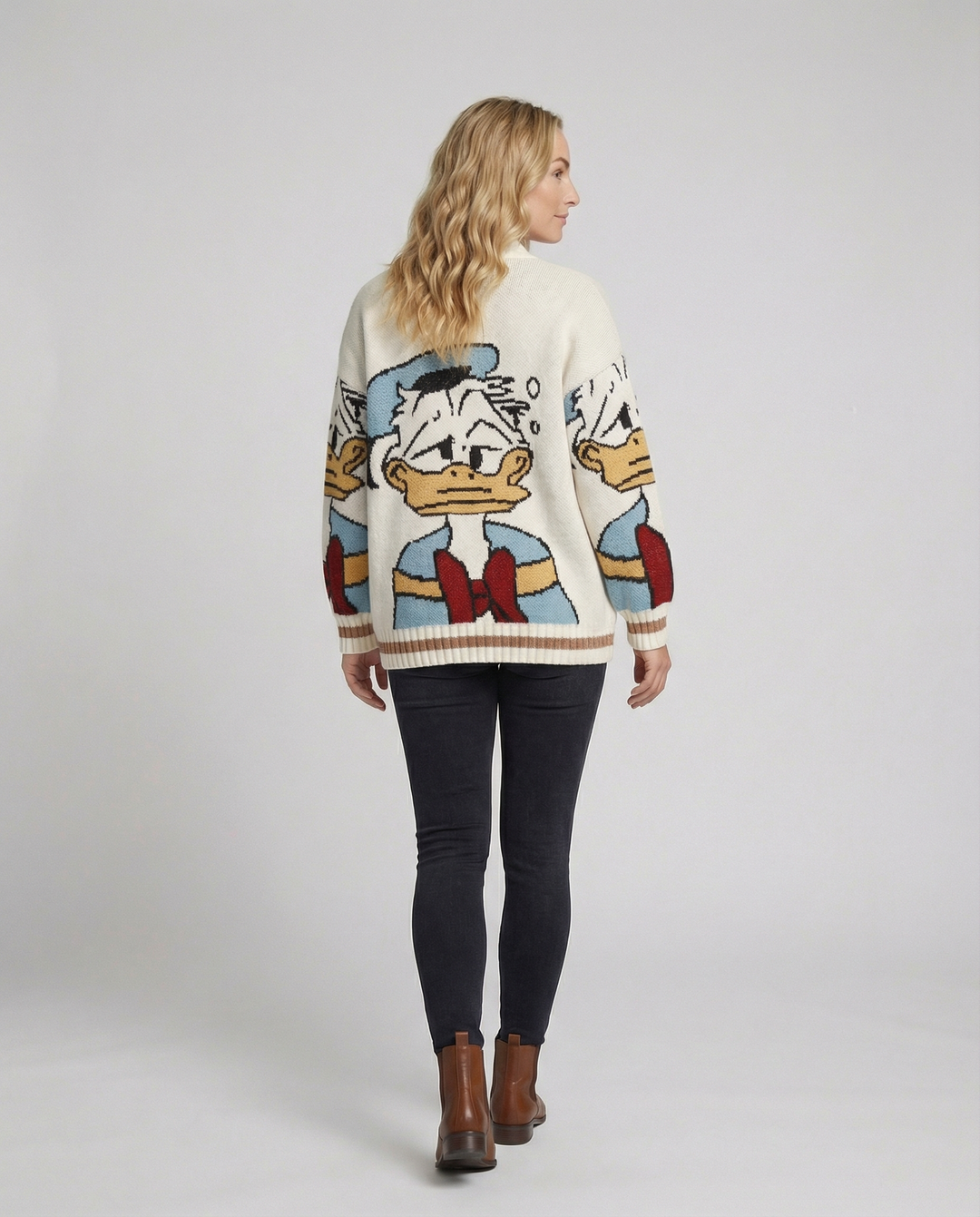 Dam Stickad Cardigan i Bomull med Broderat Disney-Motiv & Lekfull Design | Eva Jonsson-Eva Jonsson