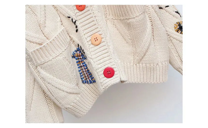 Dam Stickad Cardigan i Chunky-stil med Knäppning & Oversized Passform | Eva Jonsson-Eva Jonsson