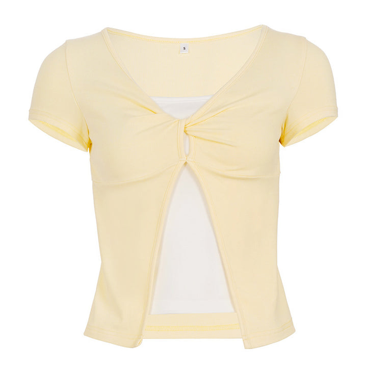 Dam Sweet kort T-shirt med knutdesign och cut-out-detaljer Mirla-Eva Jonsson