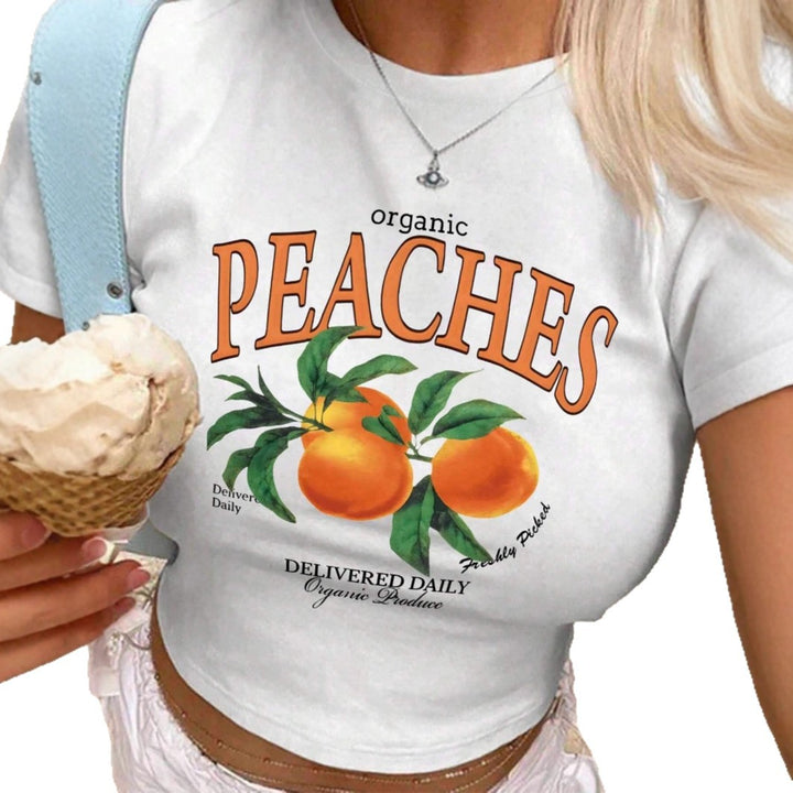 Dam T-shirt med fruktmotiv och modern text Mirla-Eva Jonsson