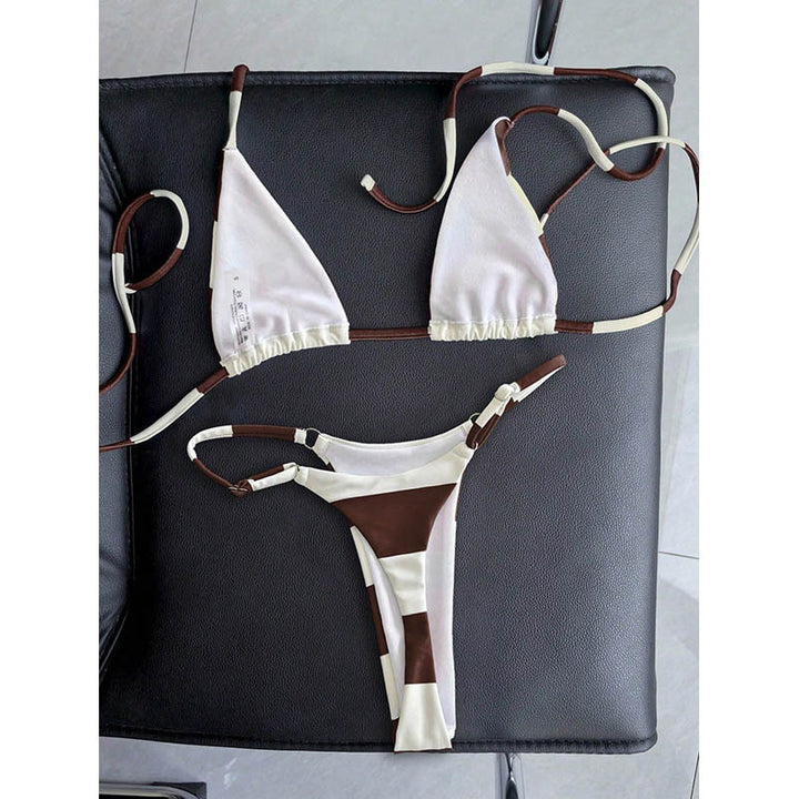Dam Triangel-Bikini-Set med smala axelband och trendigt randmönster Mirla-Eva Jonsson