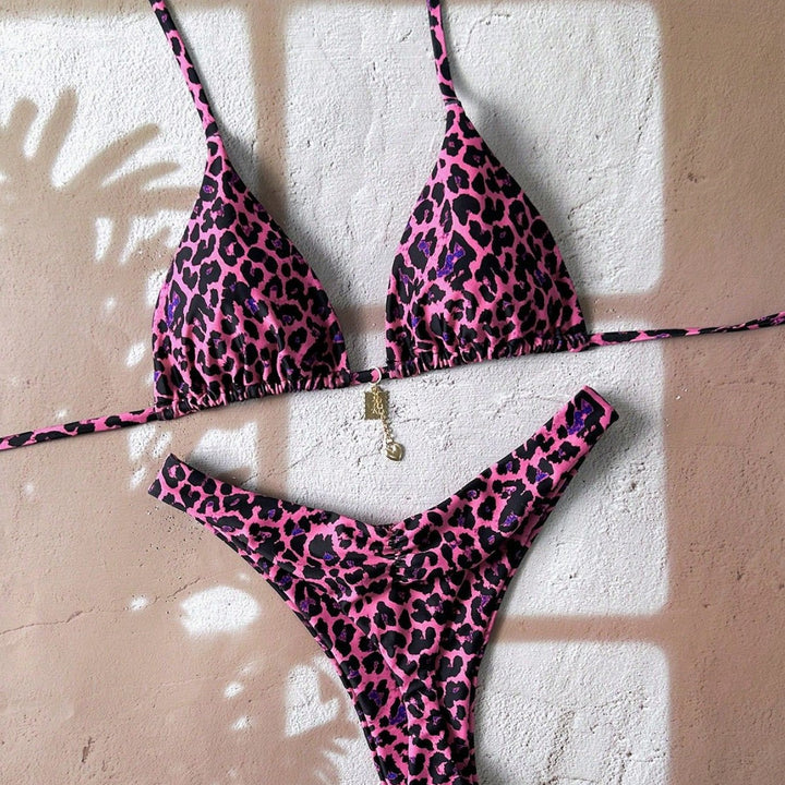 Dam Triangel-Bikini med eleganta detaljer och djurmönster Mirla-Eva Jonsson