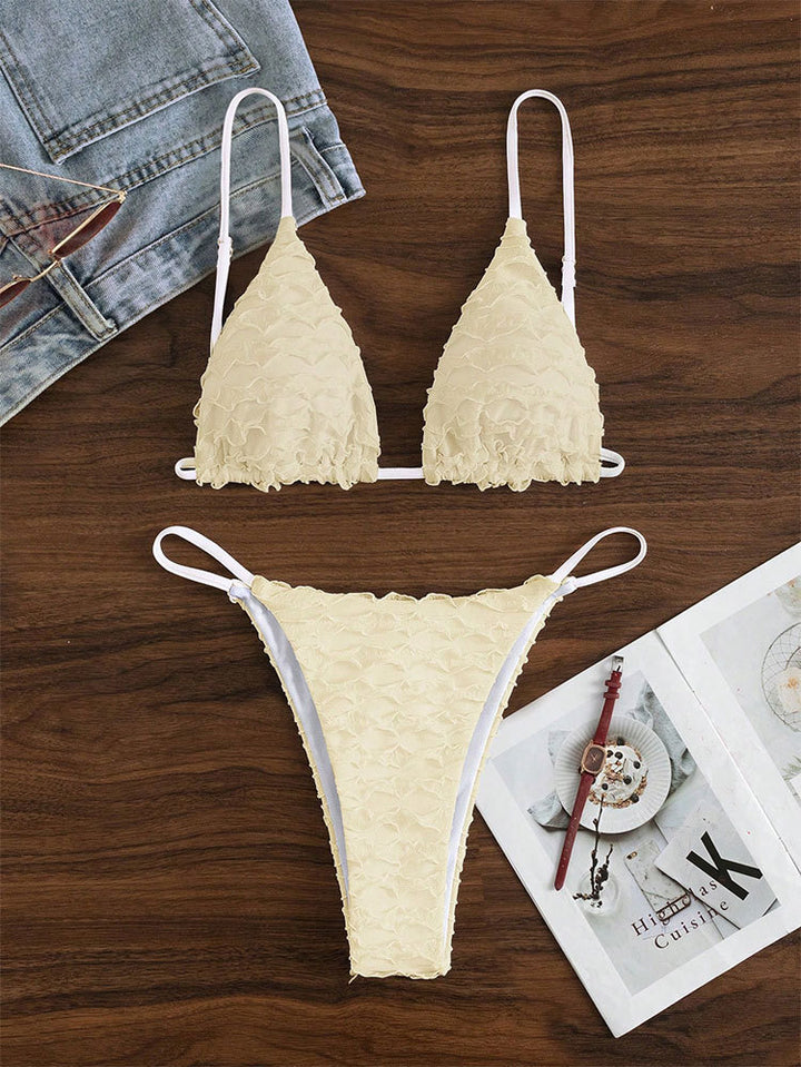 Dam Triangel-Bikini med lager av rynkede detaljer och justerbara band Mirla-Eva Jonsson
