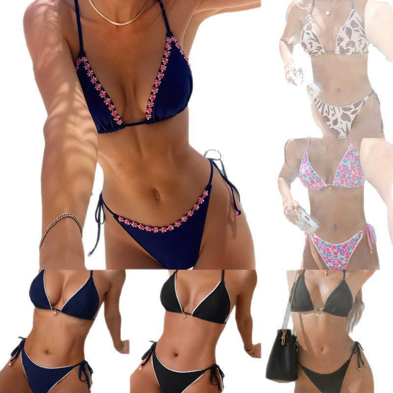 Dam Triangle Bikini med dekorativa band och gula accenter Mirla-Eva Jonsson