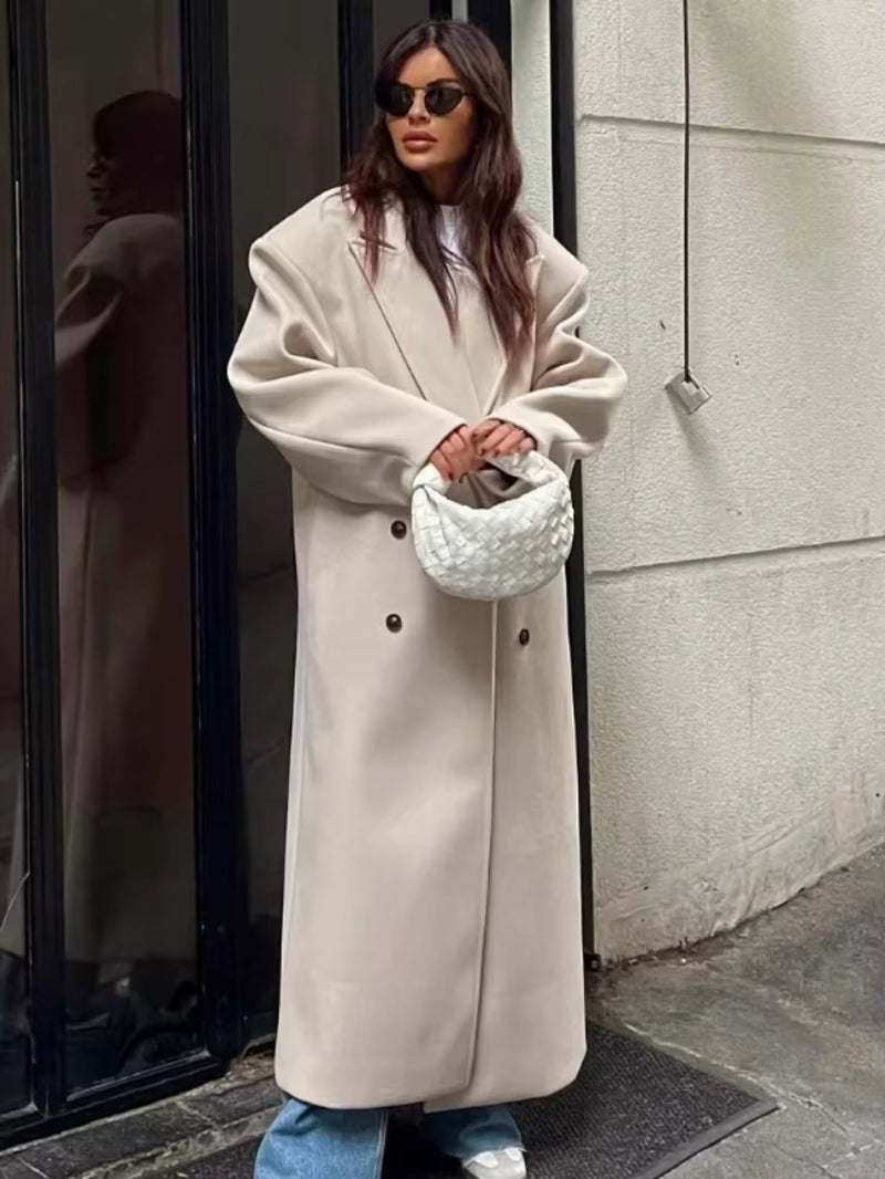 Dam Vävd Trenchcoat med Lång Design & Slagkrage | Mirla-Eva Jonsson