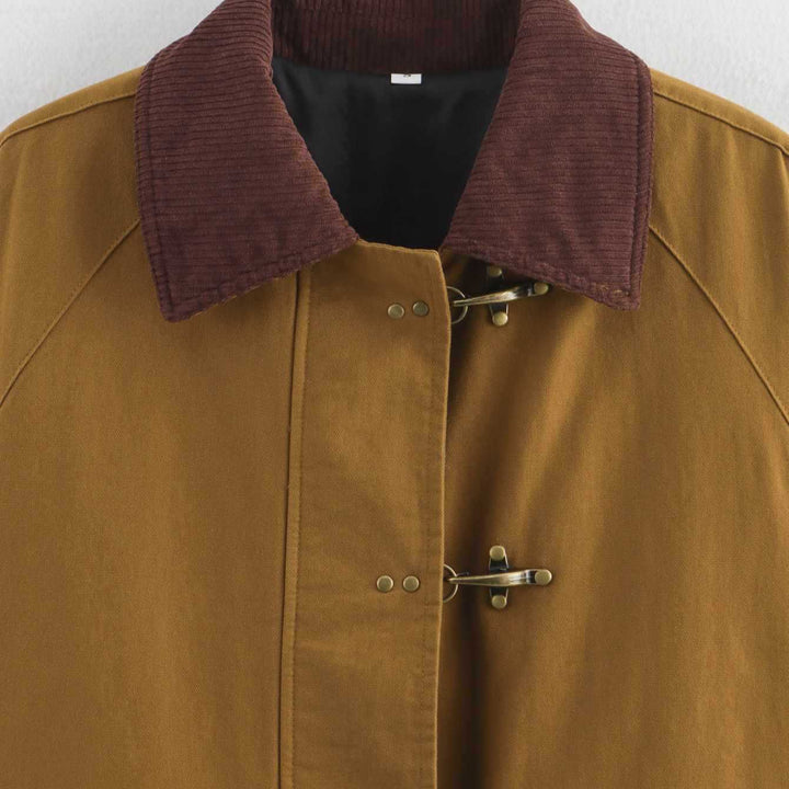 Dam avslappnad Utility-jacka med praktisk knapplåsning Eva Jonsson-Eva Jonsson