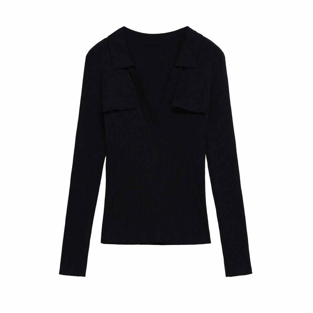 Dam avslappnad långärmad skjorta med modern V-ringning och påsydda fickor Eva Jonsson-Eva Jonsson