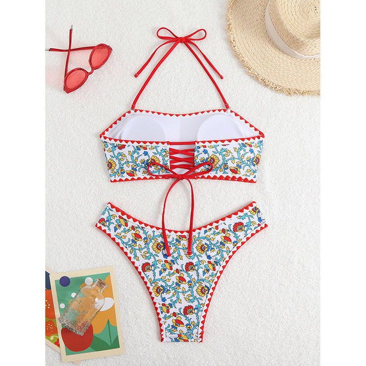 Dam bandeau bikini med blommiga accenter och volanger Mirla-Eva Jonsson