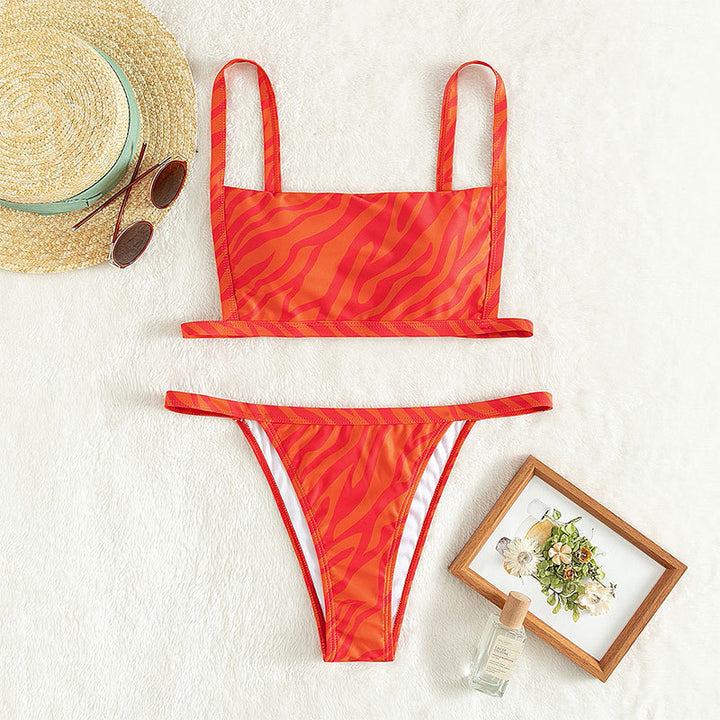 Dam bikini set med trendy snitt och spännande leopardmönster Mirla-Eva Jonsson