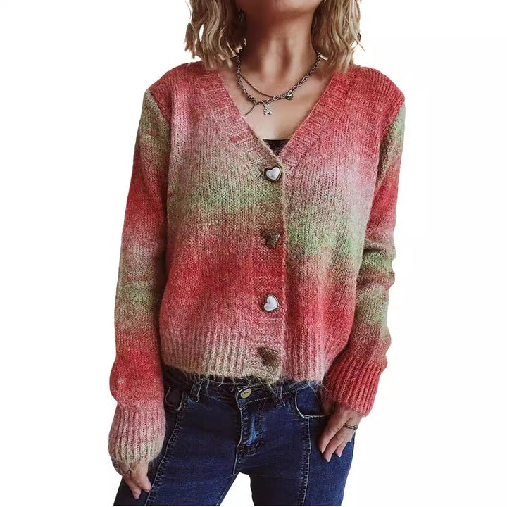 Dam cardigan med lyxigt mohair-material och stiliga hjärtknappar Mirla-Eva Jonsson