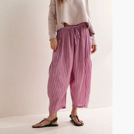 Dam casual lösa sommarbyxor med elastisk midja och praktiska fickor Mirla-Eva Jonsson