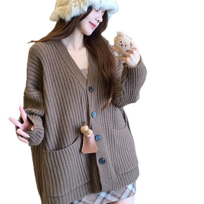 Dam chunky knit cardigan med bekväm passform och praktiska fickor Mirla-Eva Jonsson
