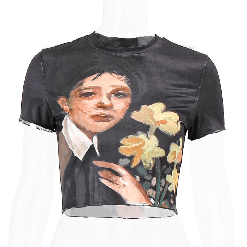 Dam cropped T-shirt med konstnärlig tryck och figurnära passform Mirla-Eva Jonsson
