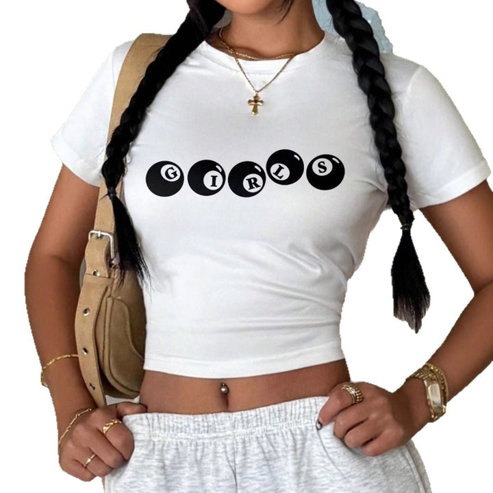 Dam cropped t-shirt med lekfullt tryck Mirla-Eva Jonsson