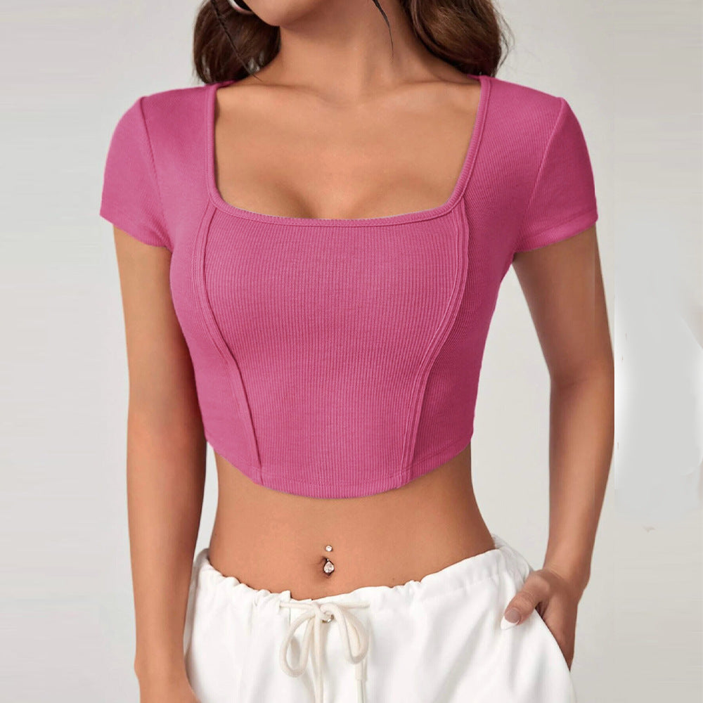 Dam cropped top med fyrkantig halsringning och elegant ribbad textur Mirla-Eva Jonsson