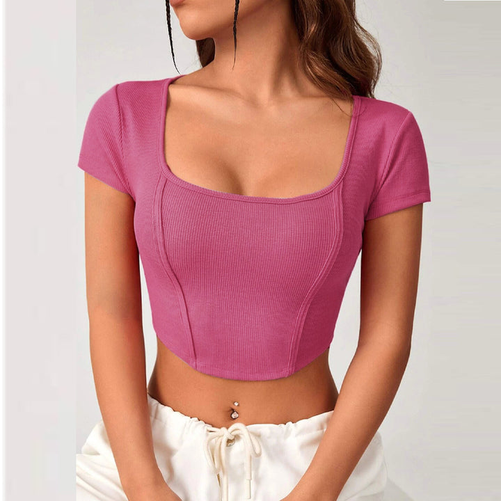 Dam cropped top med fyrkantig halsringning och elegant ribbad textur Mirla-Eva Jonsson