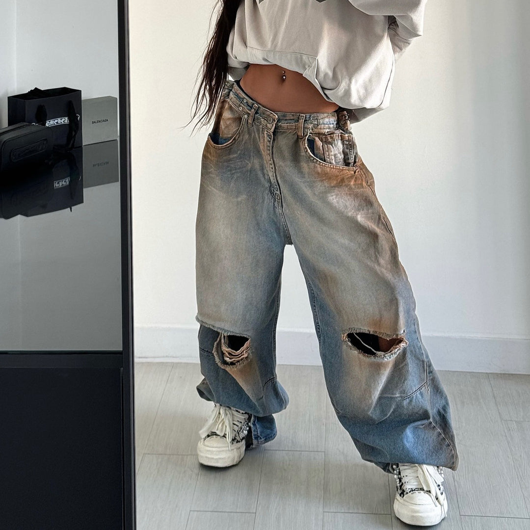 Dam dam baggy jeans med åldrad design och kreativa förstörda detaljer Eva Jonsson-Eva Jonsson