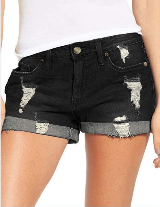 Dam destroyed denim shorts in casual leisure style Mirla-Eva Jonsson