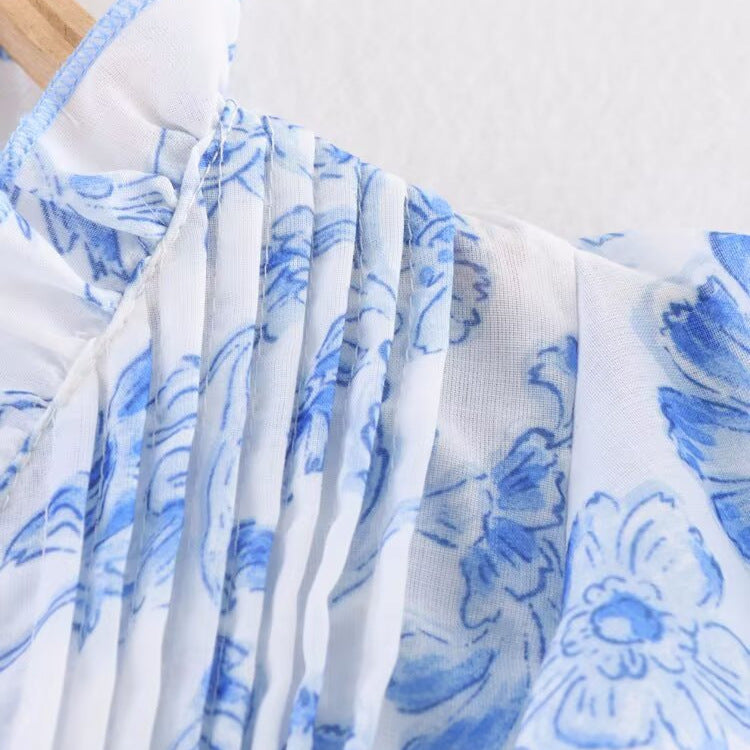 Dam elegant blus med volanger och blommönster Mirla-Eva Jonsson
