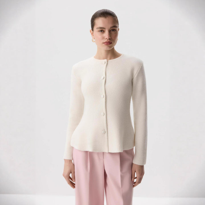 Dam elegant cardigan med texturerad design och figurnära passform Mirla-Eva Jonsson