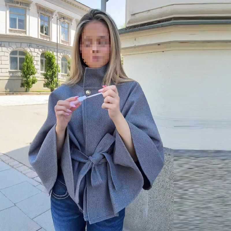 Dam elegant kappa jacka Mirla-Eva Jonsson