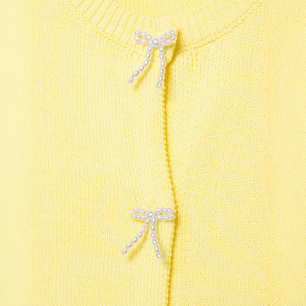 Dam elegant kofta med glänsande dekorknappar Eva Jonsson-Eva Jonsson