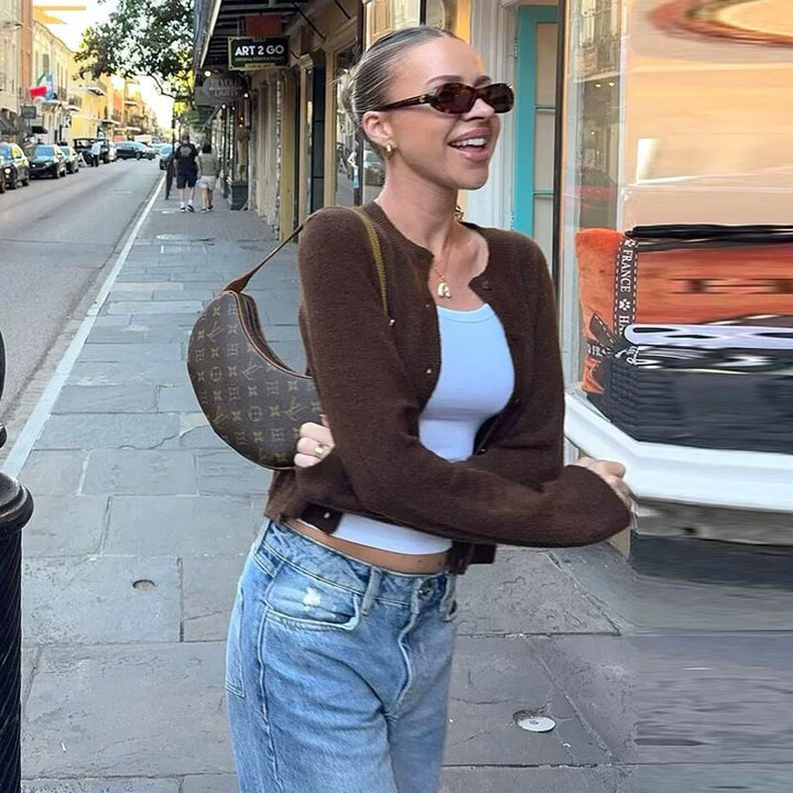 Dam elegant kofta med knappslå och fin textur Eva Jonsson-Eva Jonsson