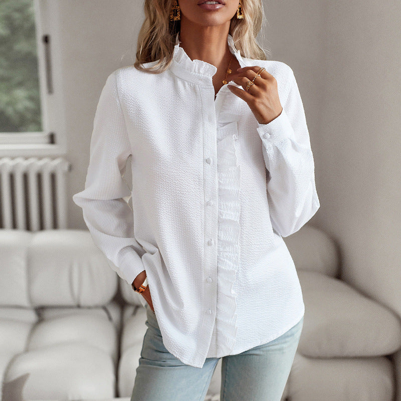 Dam elegant långärmad blus med volangdetaljer och knappslå Mirla-Eva Jonsson