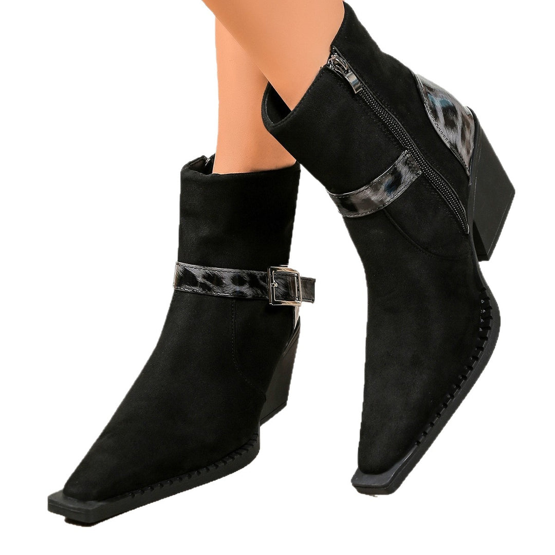 Dam eleganta Ankle-Boots med modern design och stiliga metalldetaljer Mirla-Eva Jonsson