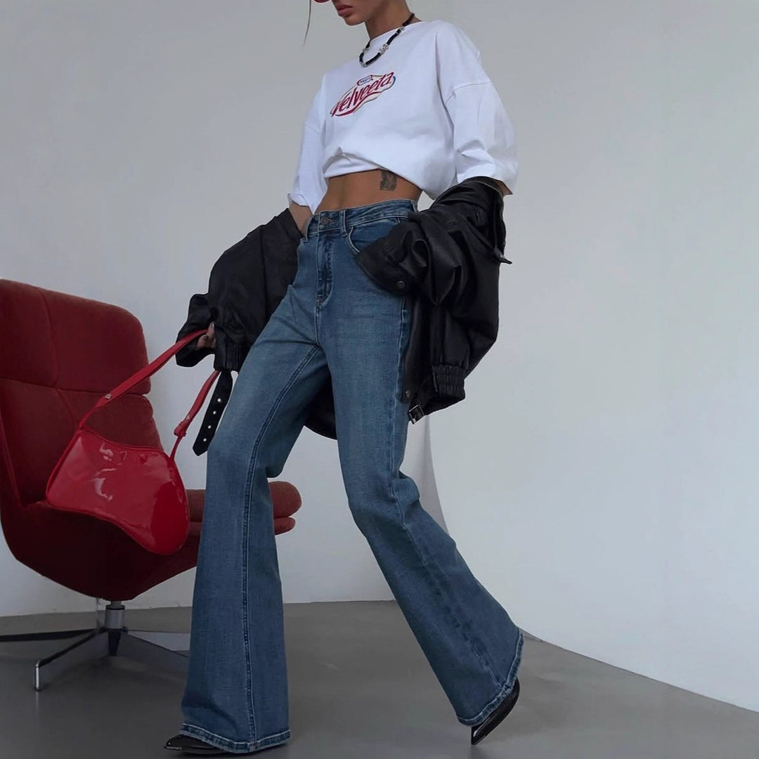 Dam flared jeans med hög midja och avslappnad tvätt Mirla-Eva Jonsson