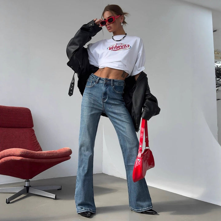 Dam flared jeans med hög midja och avslappnad tvätt Mirla-Eva Jonsson